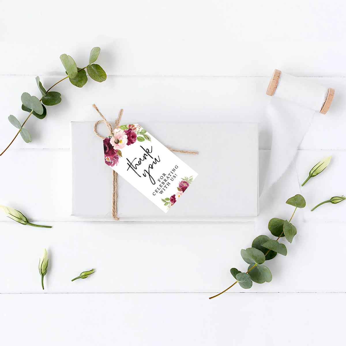 100-Pk Burgundy Cardstock Favor Tags G569040
